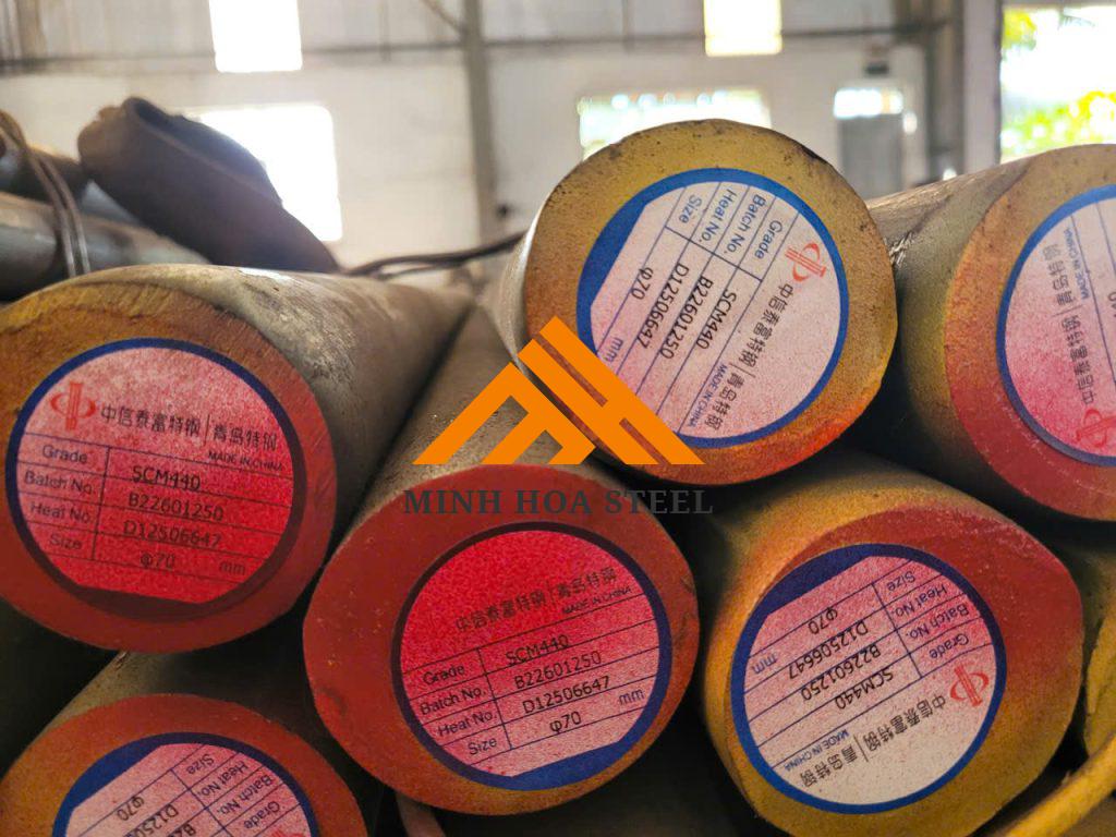 Thép tròn đặc SCM440 phi 70