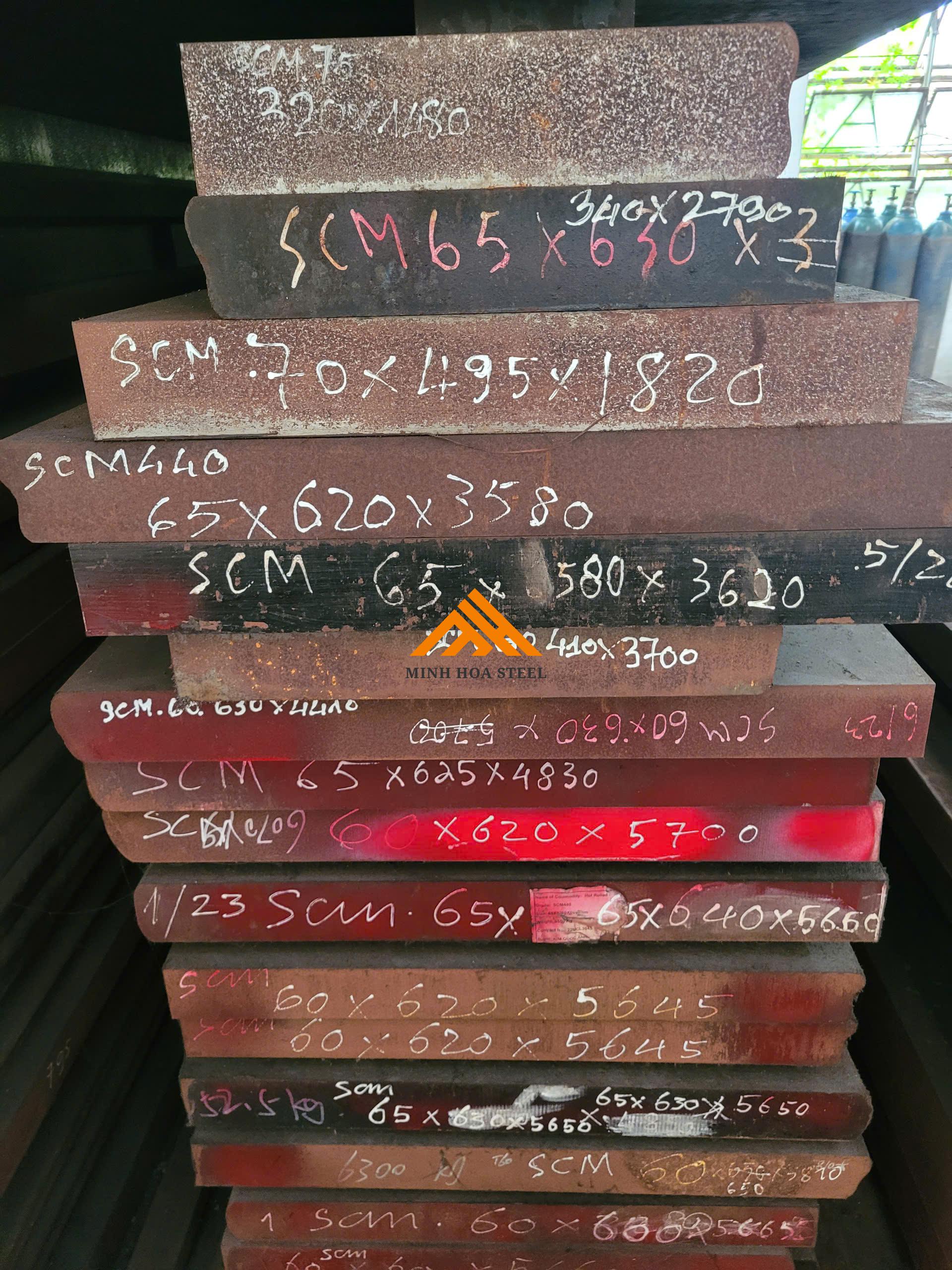 Thép tấm SCM440 65MM